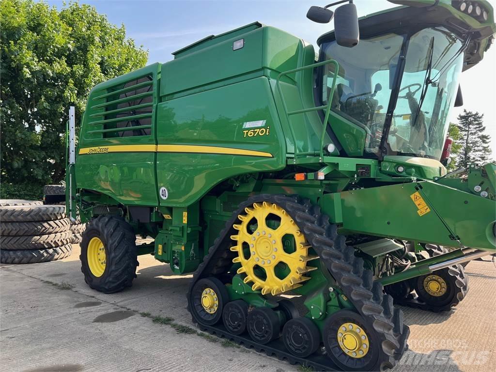 John Deere T670I Combine de secerat