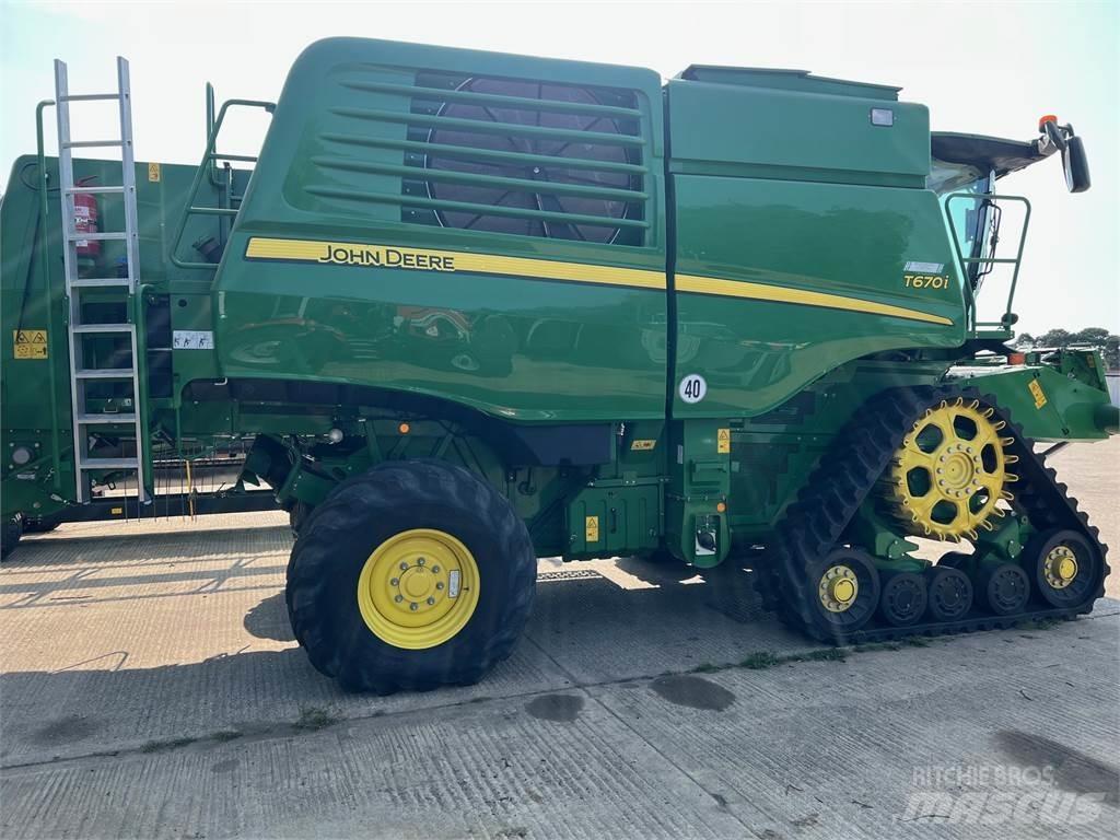 John Deere T670I Combine de secerat