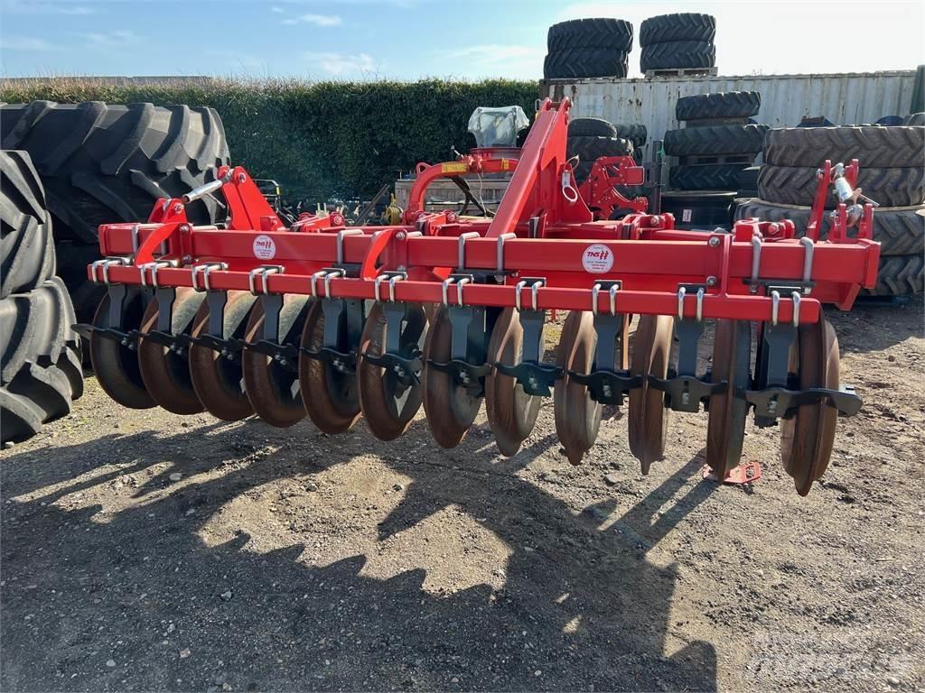 Kverneland FL300 Cultivatoare
