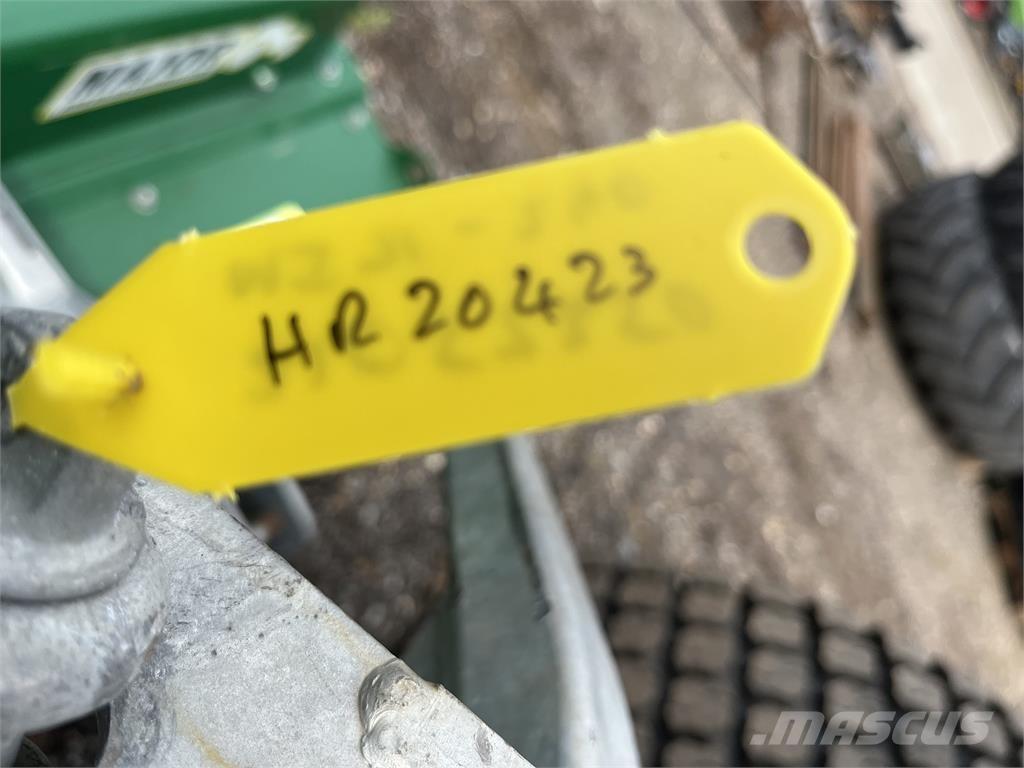 Major MJ71-240 Cositoare de iarba