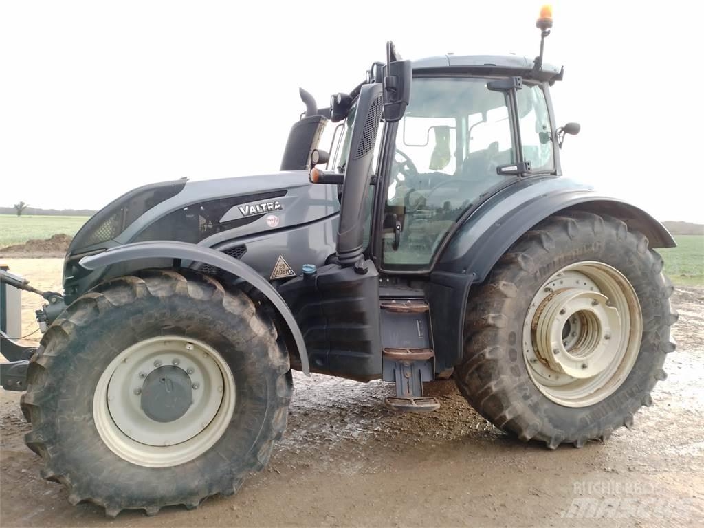 Valtra T254V Tractoare