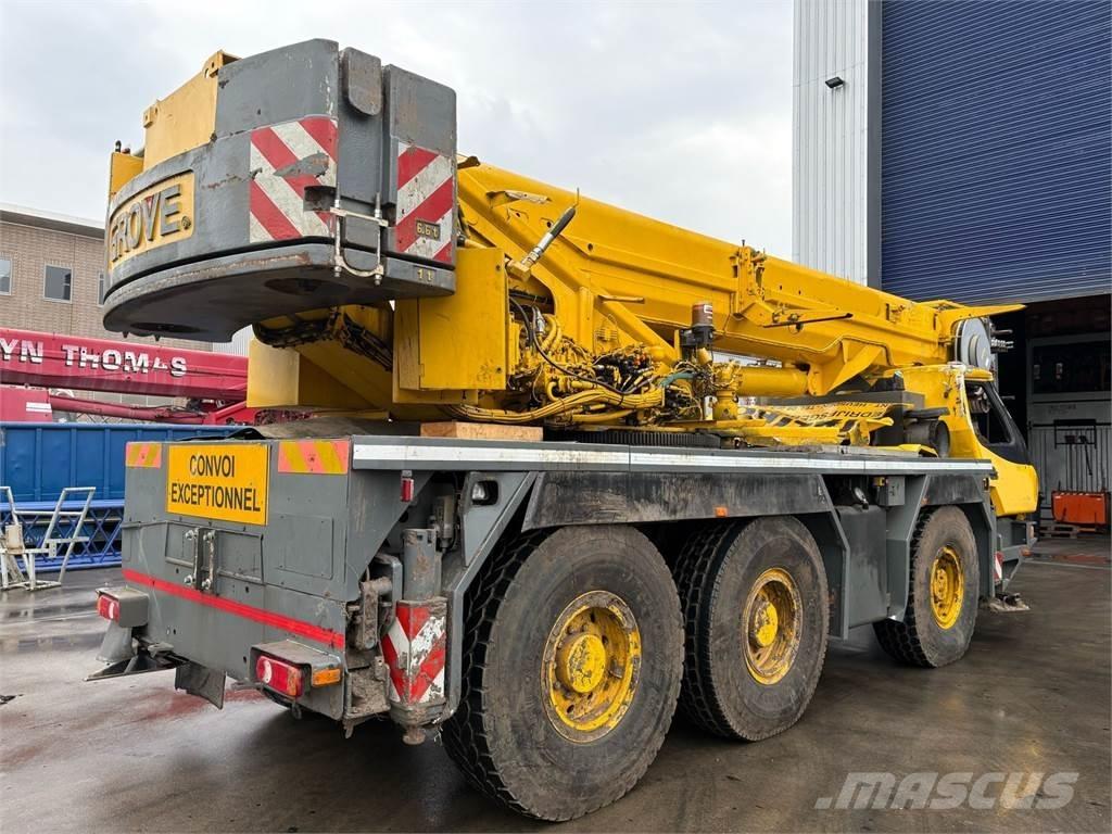 Grove GMK 3055 Macara pentru orice teren