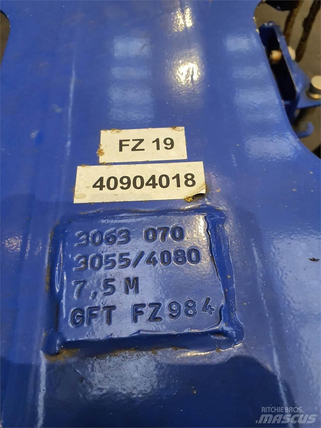 Grove GMK 4090 jib Piese si echipamente pentru macara