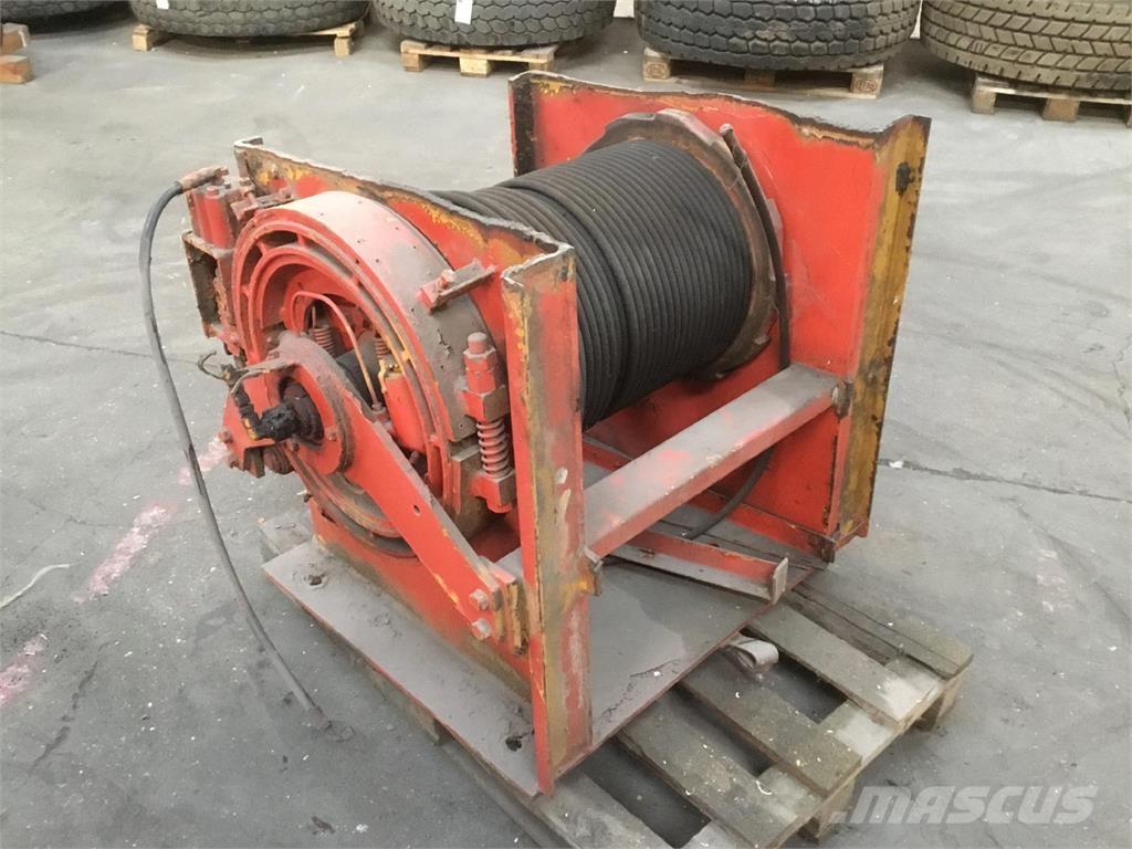 Kato NK 350 winch Piese si echipamente pentru macara