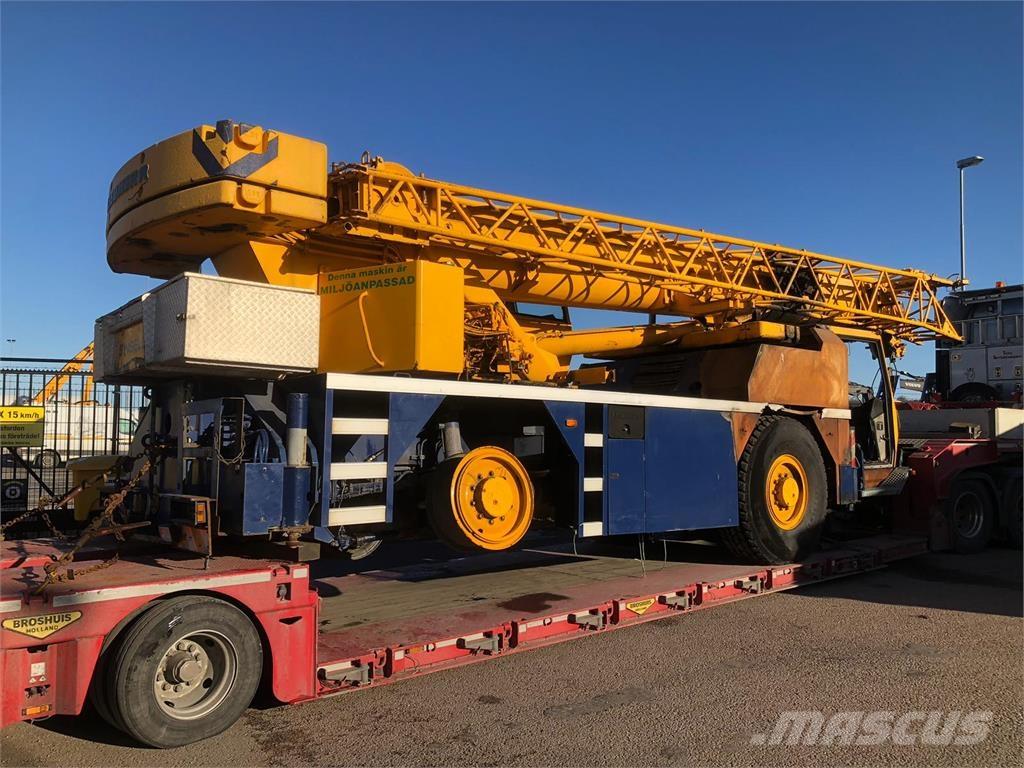 Liebherr LTM 1030-2 Macara pentru orice teren