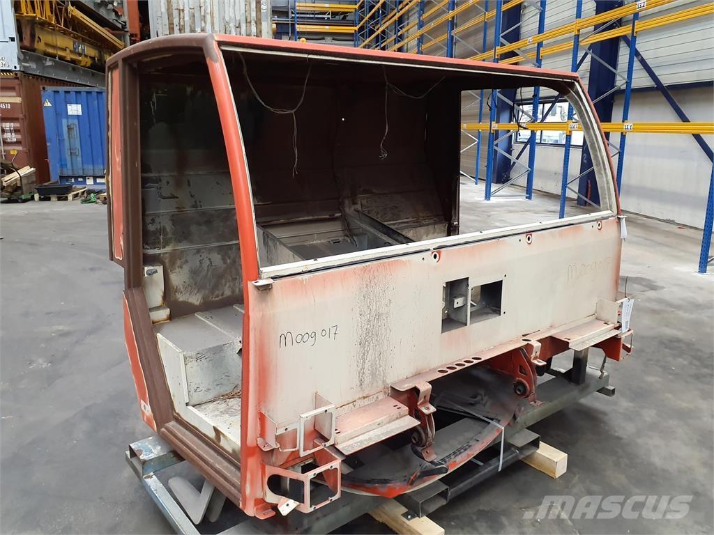 PPM ATT lower cabin Cabine si interior