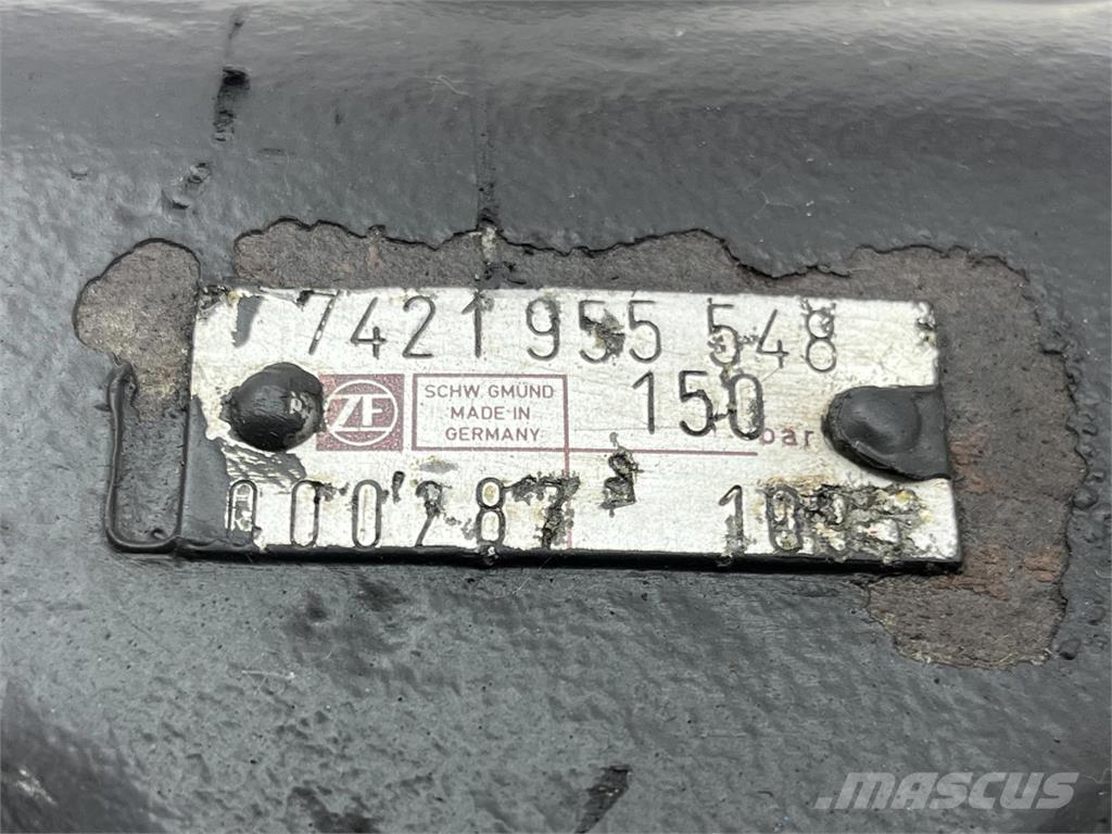  Steering box Piese si echipamente pentru macara