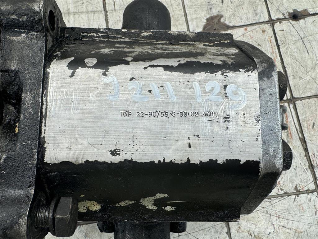  Sunderland gear pump Piese si echipamente pentru macara