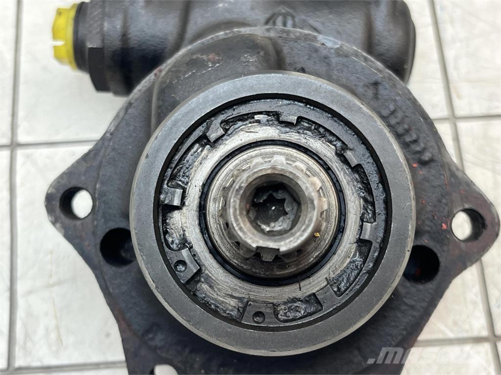 ZF steering pump Piese si echipamente pentru macara