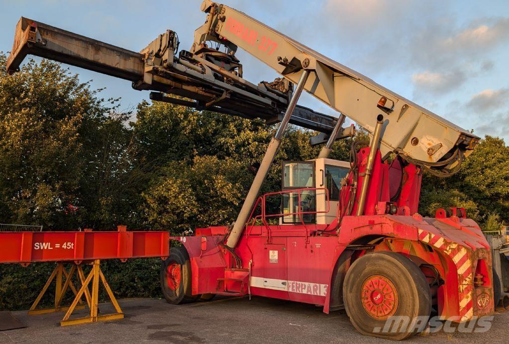 CVS Ferrari F377.5 PB Stivuitoare Telescopice Rotative