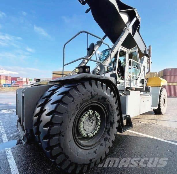 Hyster RS46-41XD/67S Stivuitoare Telescopice Rotative