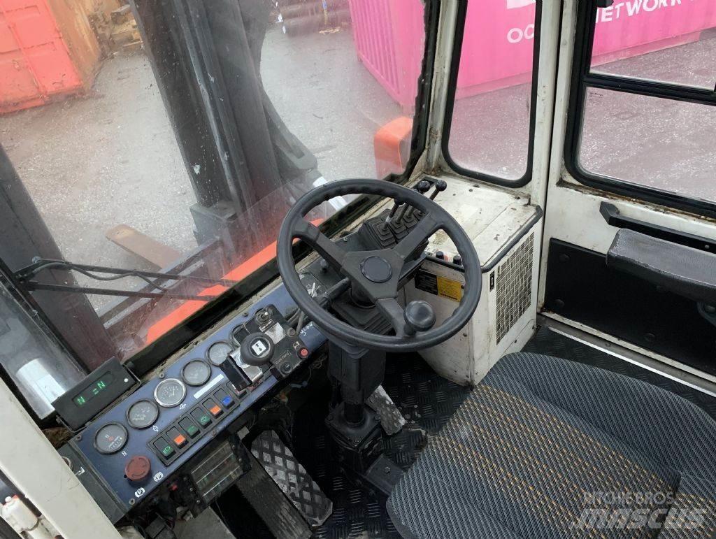 Svetruck 13,6-120-32 Stivuitor diesel