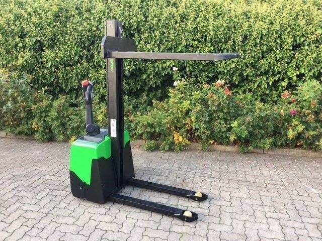 Cesab S110 Transpaleta manuala