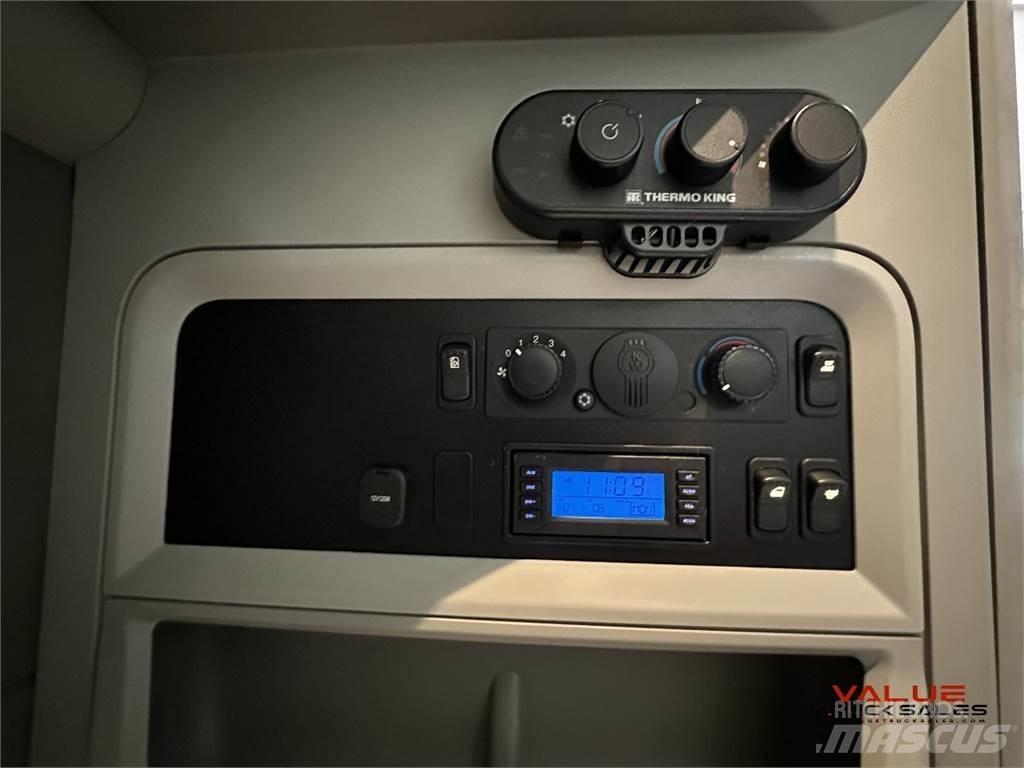 Kenworth T880 Autotractoare