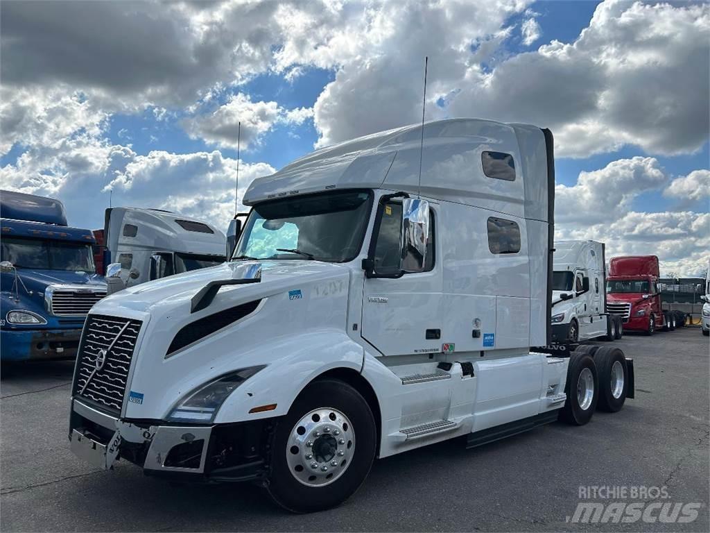 Volvo VNL Autotractoare