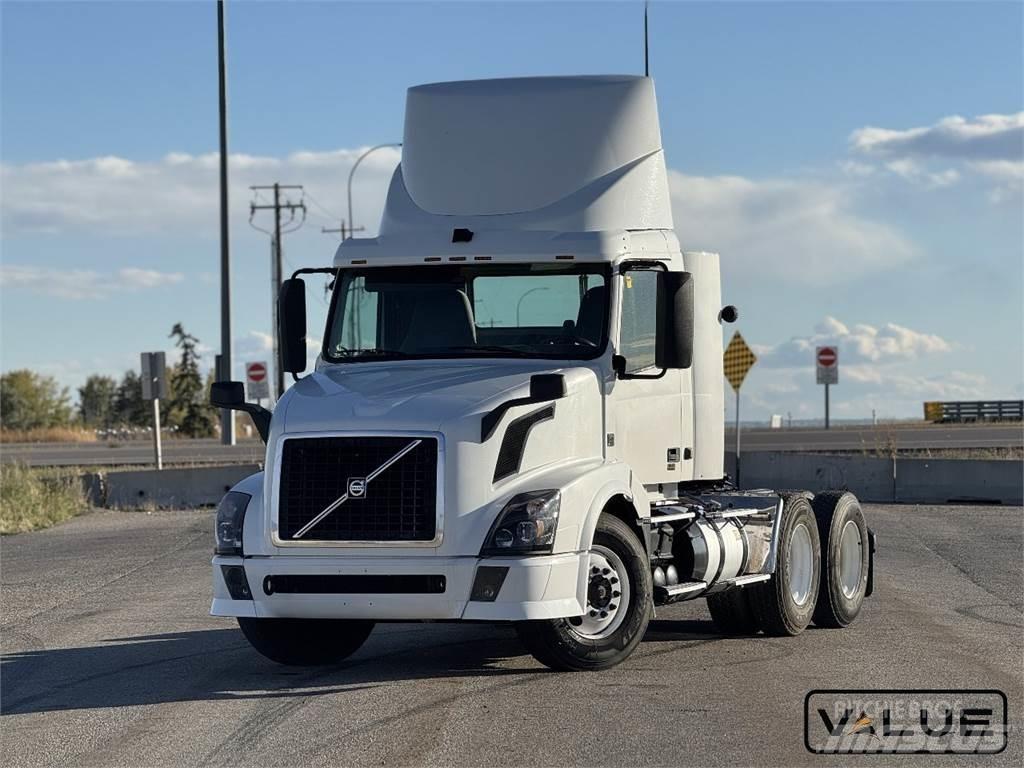 Volvo VNL300 Autotractoare