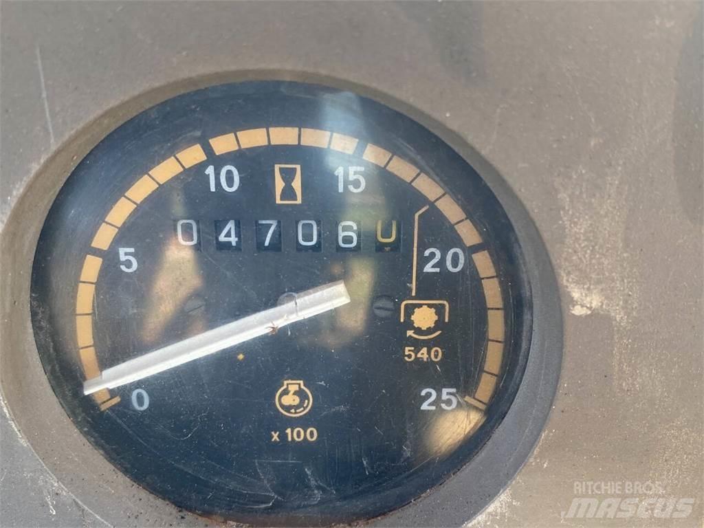 Ford 575D Utilaje construcții - Altele