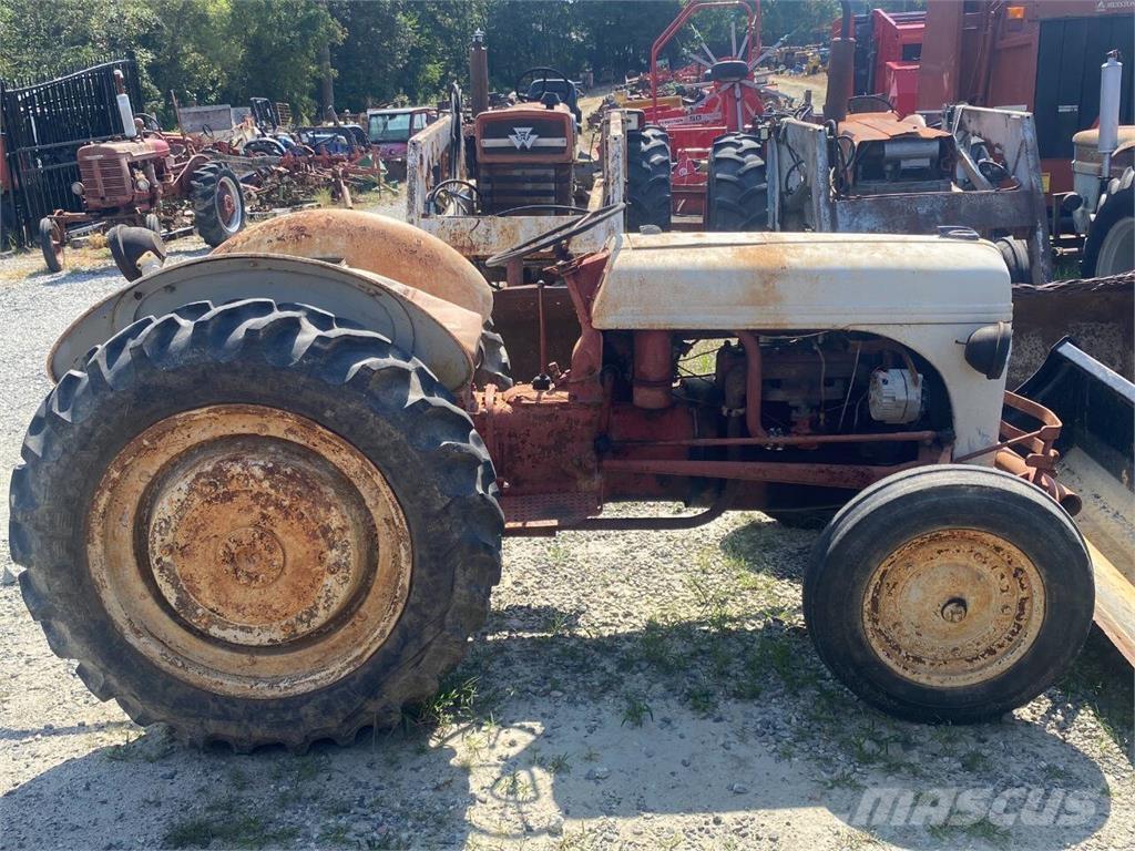 Ford 8N Utilaje construcții - Altele