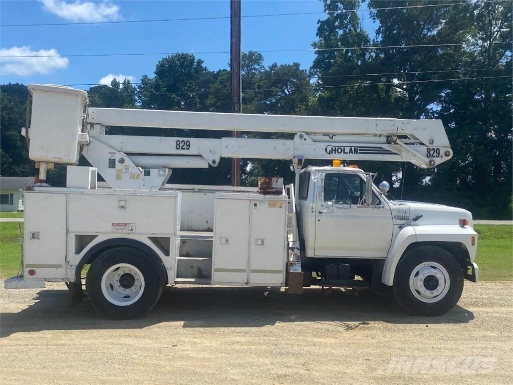 Ford F-800 Utilaje construcții - Altele