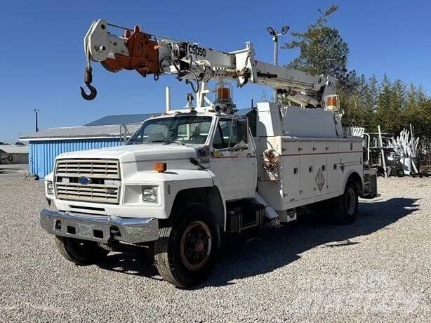 Ford F-800 Utilaje construcții - Altele
