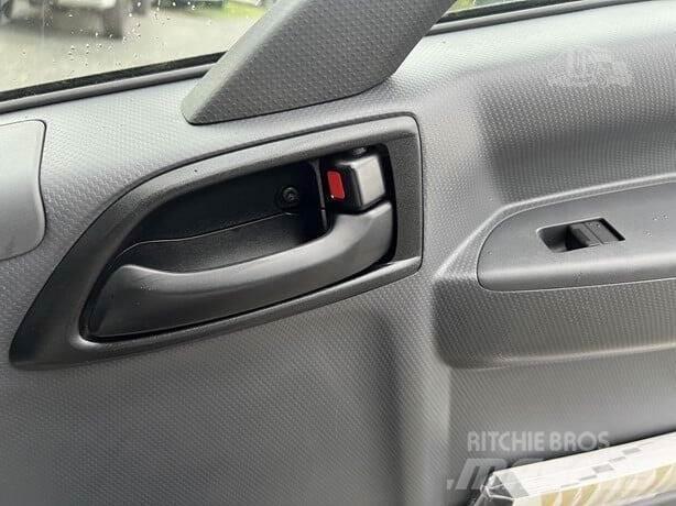 Isuzu NRR Utilaje construcții - Altele