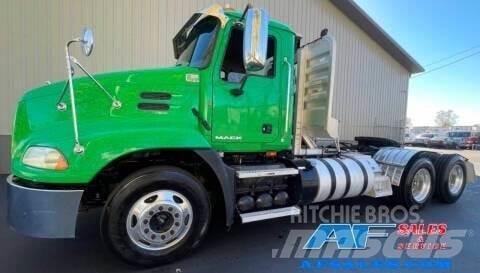 Mack CXU613 Utilaje construcții - Altele