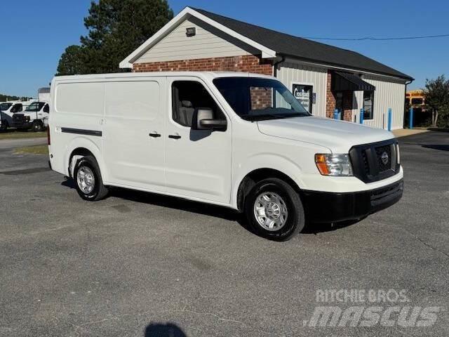 Nissan NV Utilaje construcții - Altele