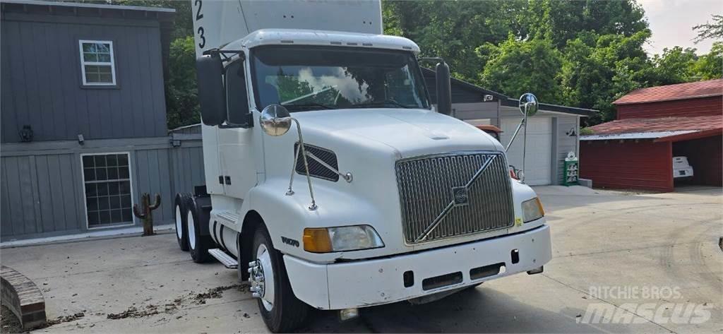Volvo VNL Utilaje construcții - Altele