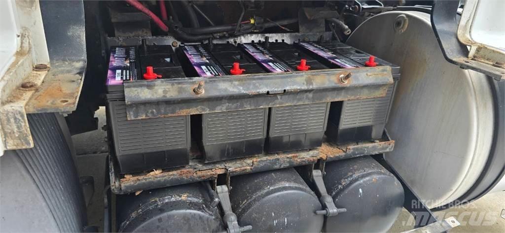 Volvo VNL Utilaje construcții - Altele