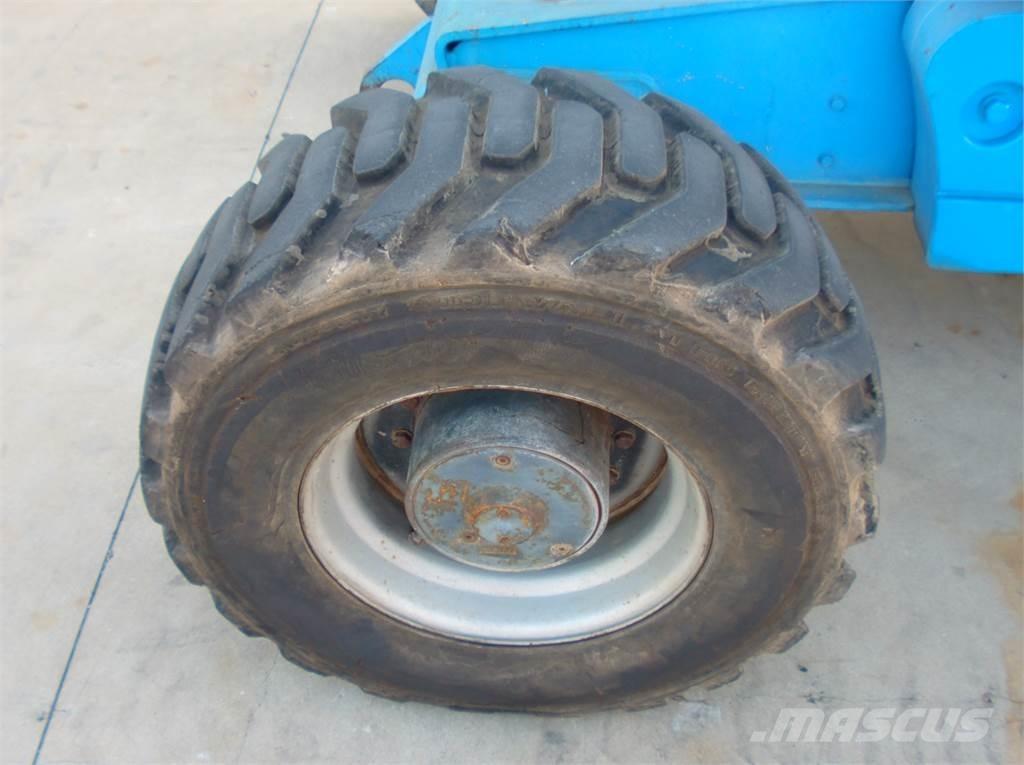 Aichi SP18AJ Nacele cu brat telescopic