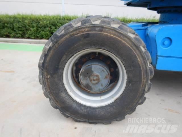 Aichi SP21AJ Nacele cu brat telescopic