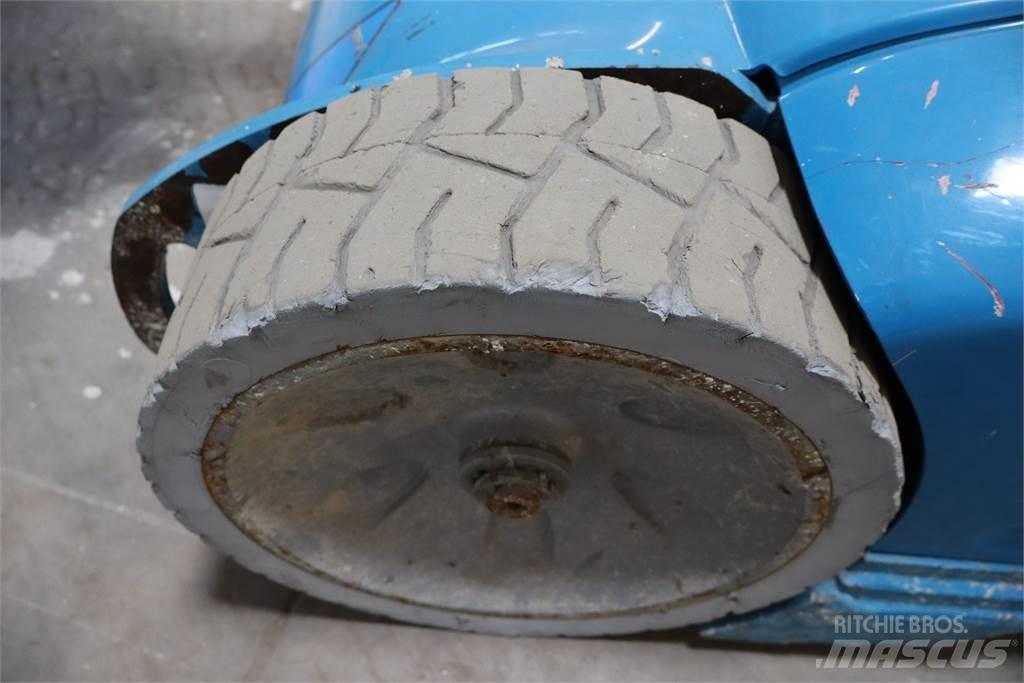 Genie GR26J Ascensoare verticale catarg