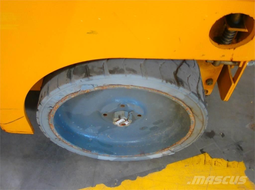 Haulotte Compact 12 Platforme foarfeca