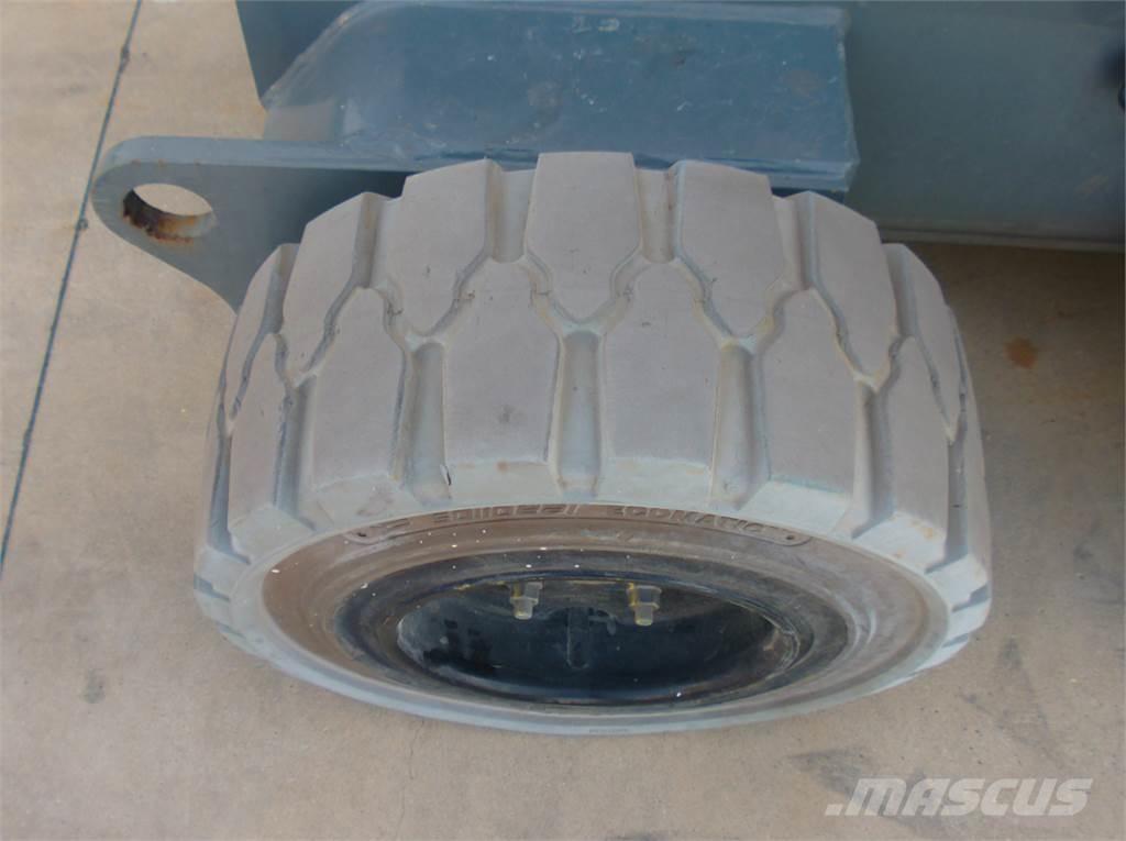Haulotte HA15IP Nacele cu brat articulat