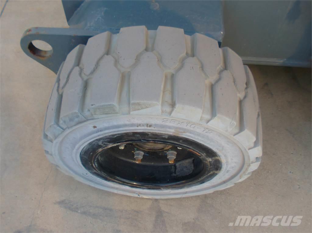 Haulotte HA15IP Nacele cu brat articulat