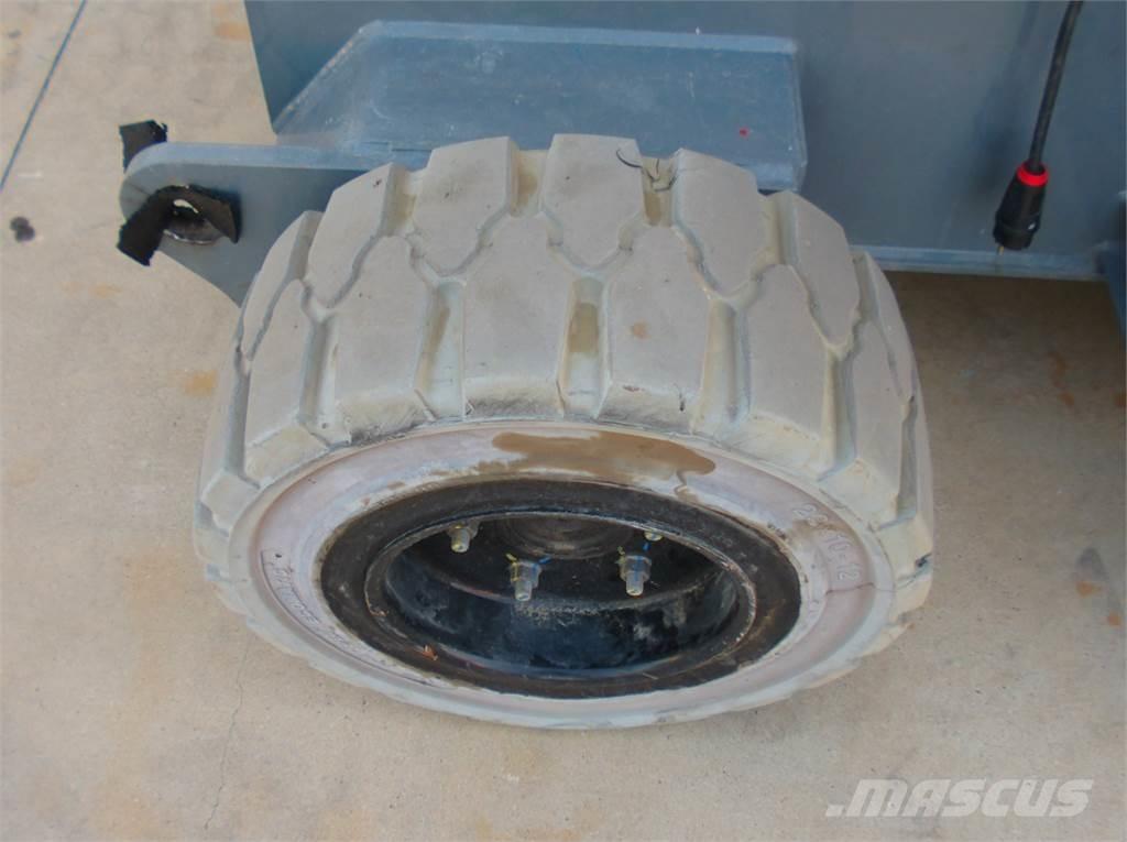 Haulotte HA15IP Nacele cu brat articulat