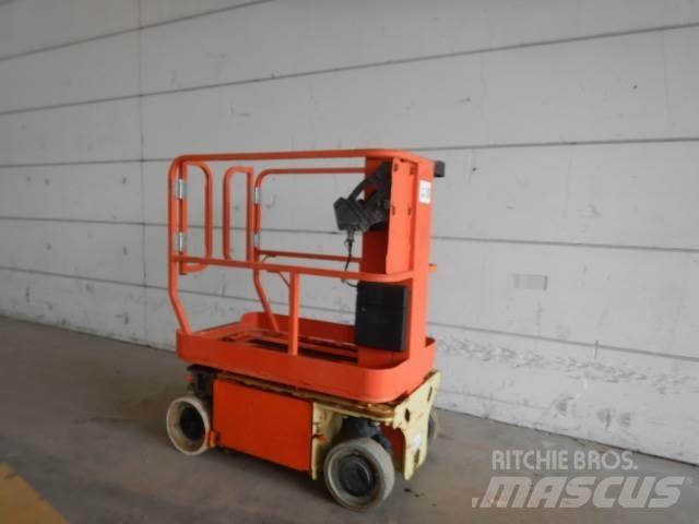 JLG 1230ES Ascensoare verticale catarg
