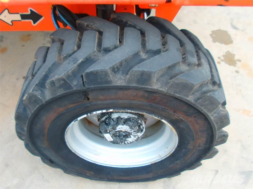 JLG 460SJ Nacele cu brat telescopic