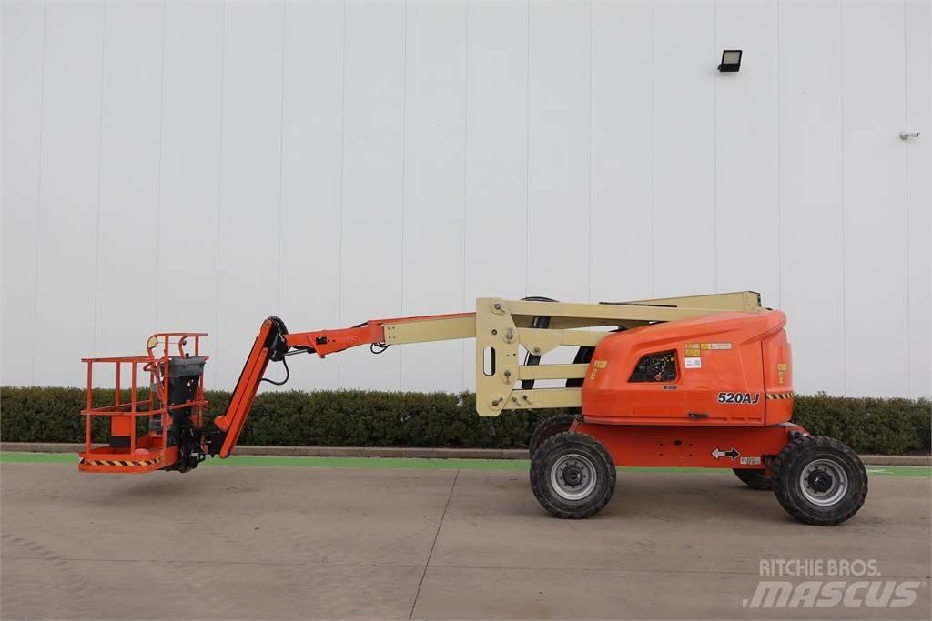 JLG 520AJ Nacele cu brat articulat