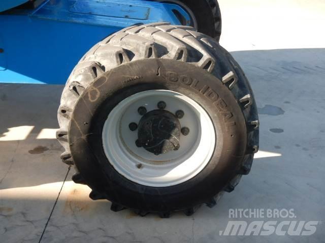 Manitou 200ATJ Nacele cu brat articulat