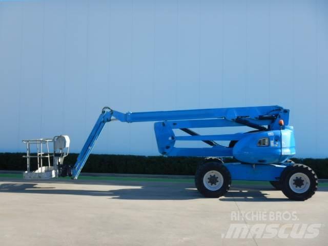 Manitou 200ATJ Nacele cu brat articulat