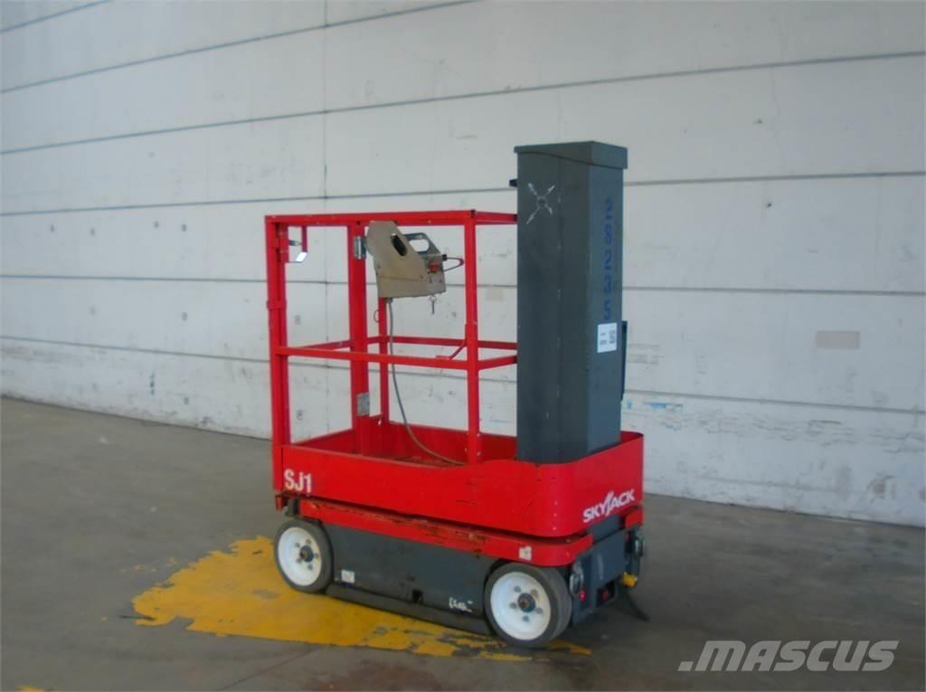 SkyJack SJ16 Ascensoare verticale catarg