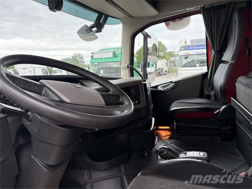 Volvo FH540 6x4 Autotractoare