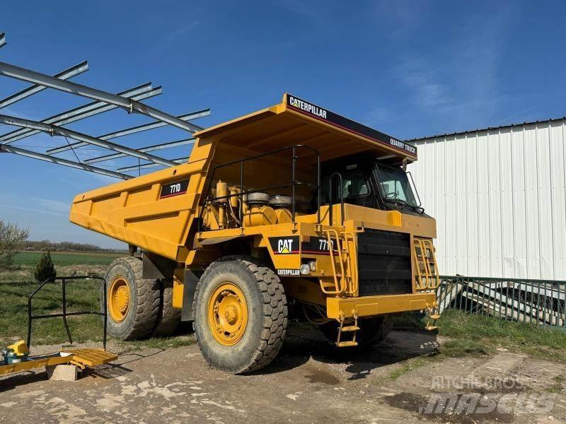 CAT 771D Camioane cu basculante rigide
