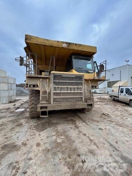 Komatsu HD605-7 Camioane cu basculante rigide