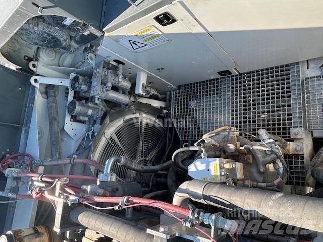 Liebherr R9100 Excavatoare pe șenile
