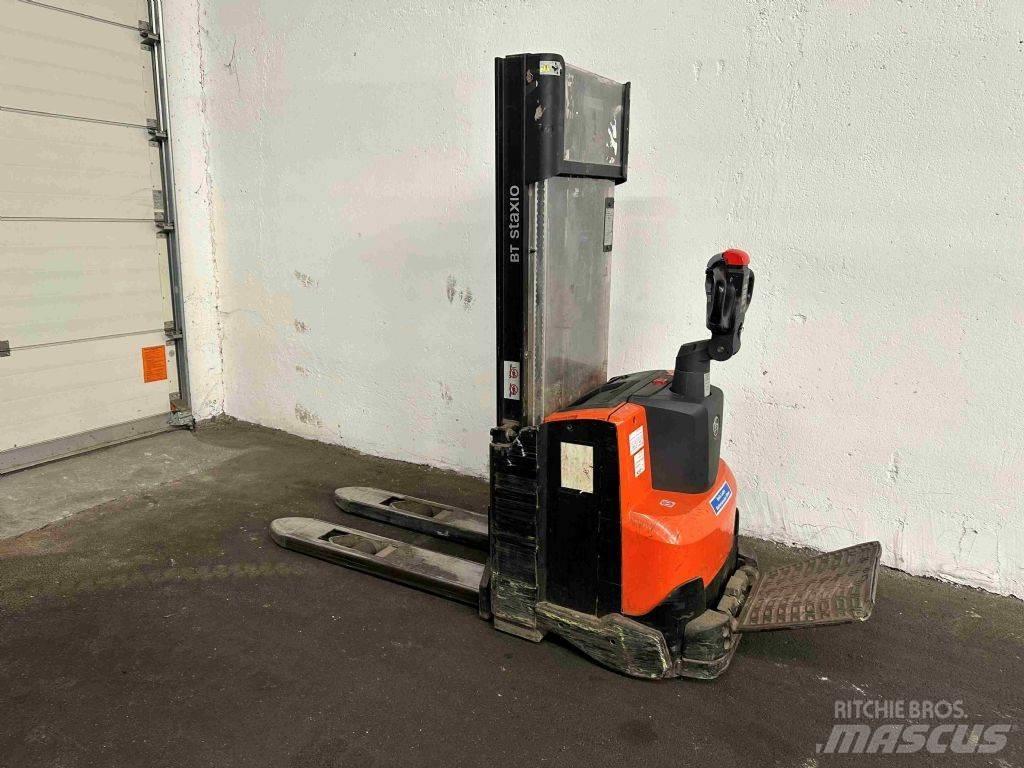 BT SWE 100 Transpaleta manuala