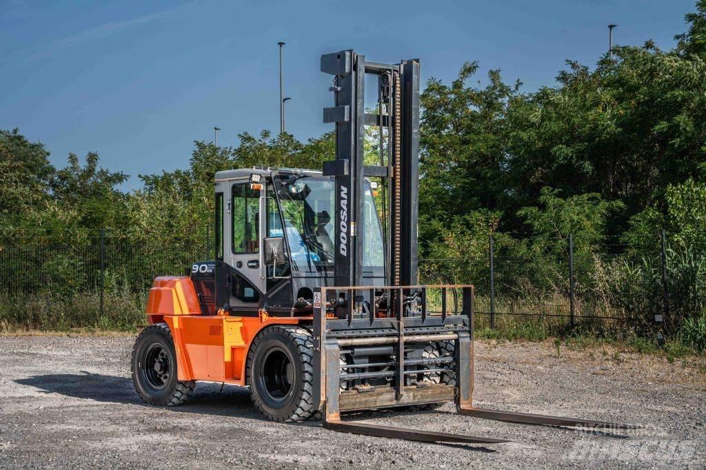 Doosan D 90-S-7 Stivuitor diesel