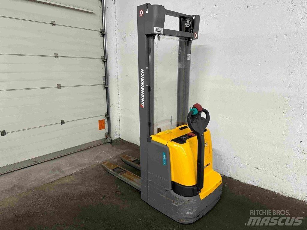 Jungheinrich EJC 216 Transpaleta manuala