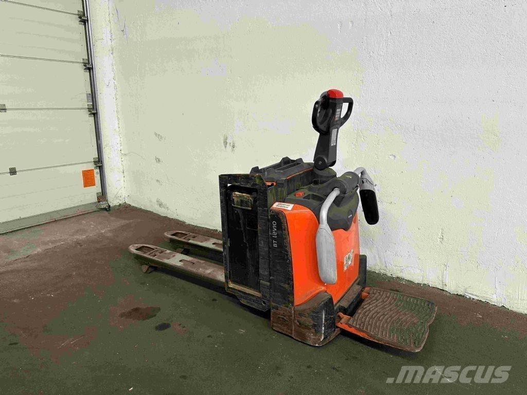 Toyota LPE 200 Transpaleta manuala